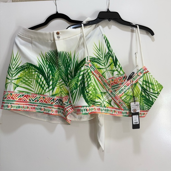 Short Set with shirt XL - Picture 2 of 2